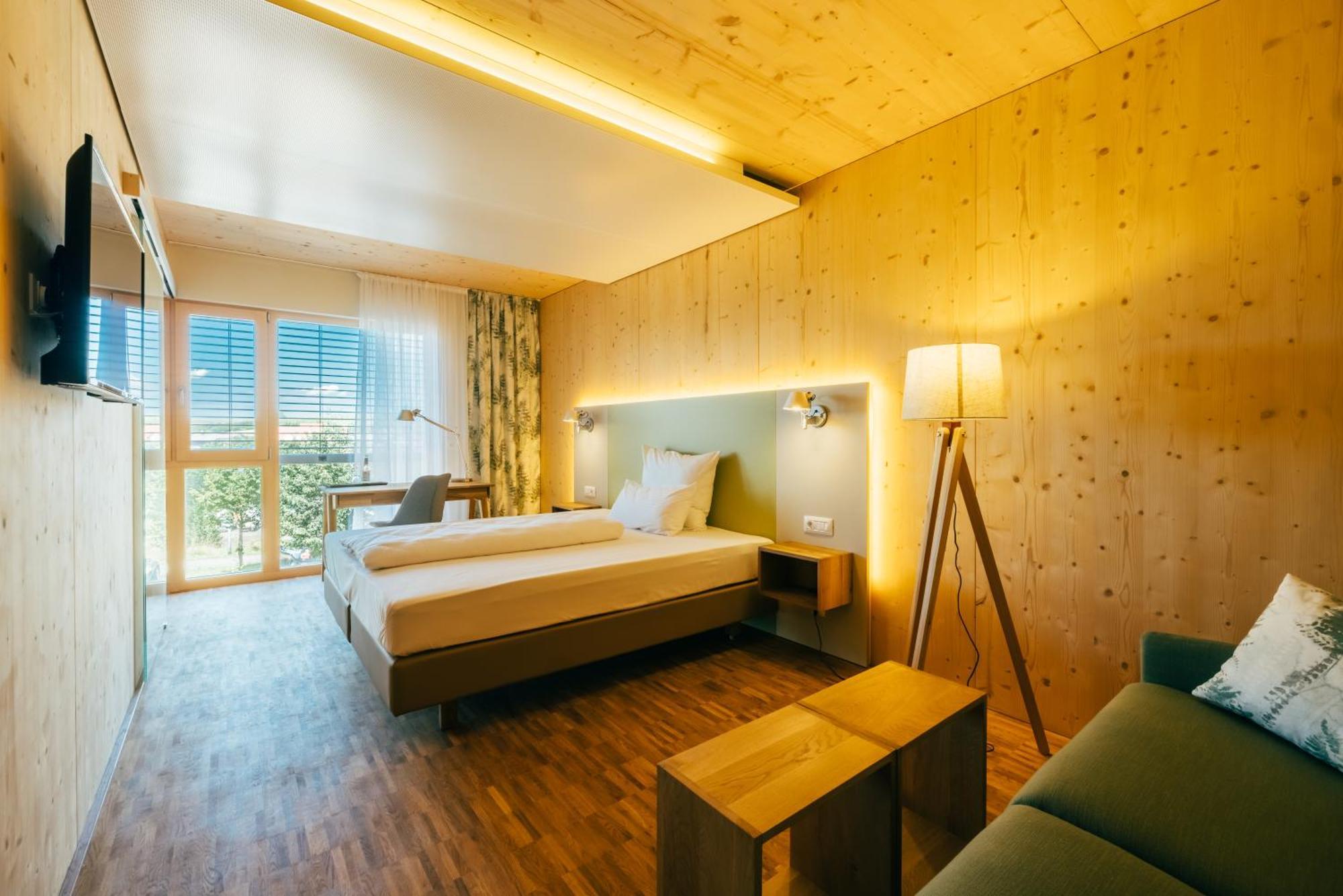 Oekohotel Aus Holz Alea Eco 伊尔姆河畔普法芬霍芬 外观 照片