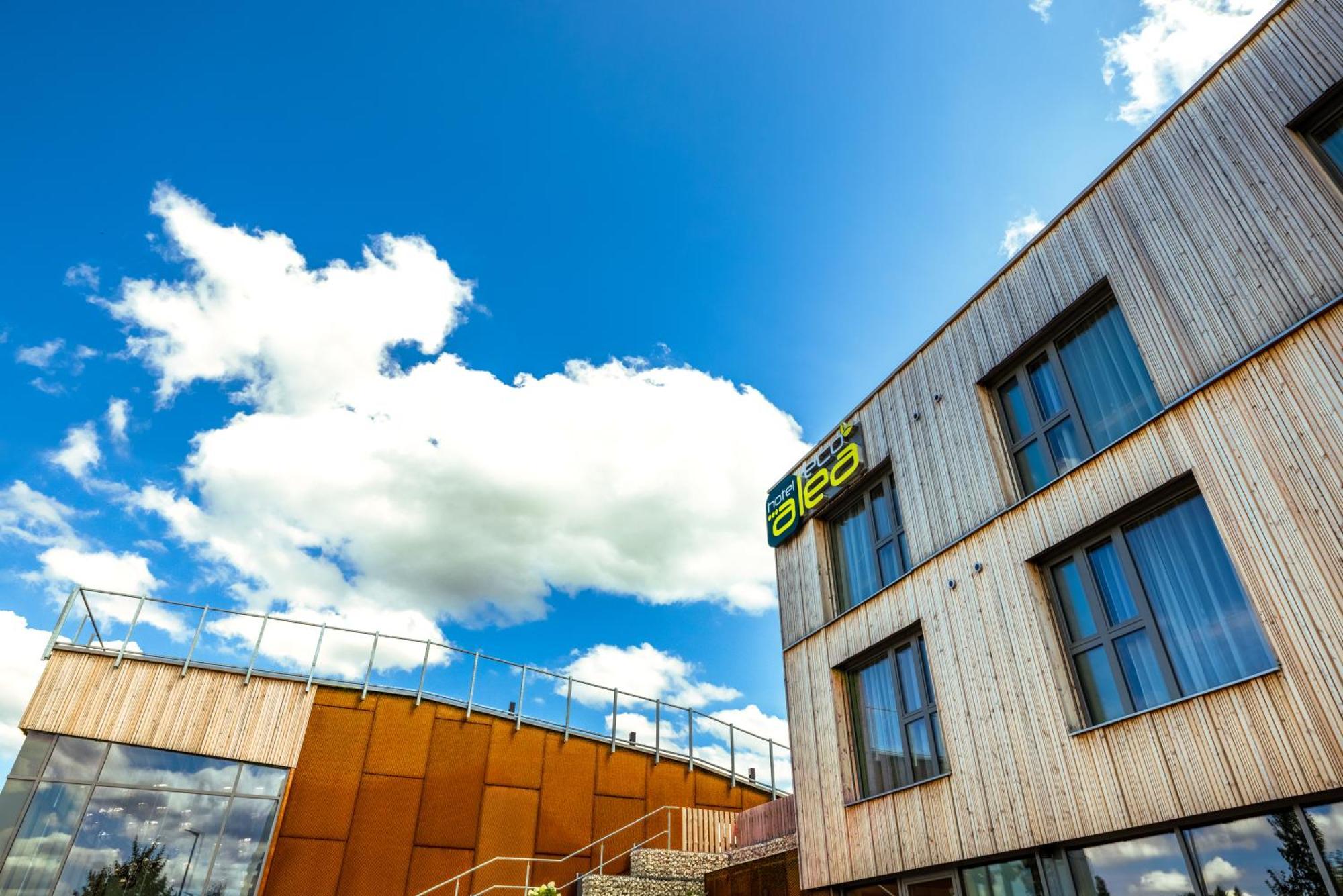 Oekohotel Aus Holz Alea Eco 伊尔姆河畔普法芬霍芬 外观 照片